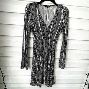 Express | Black and White Geometric Print Dress